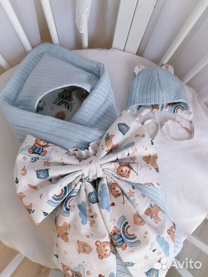 Комплект на выписку (конверт, шапочка, комбинезон)