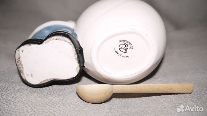 Емкость с поваром