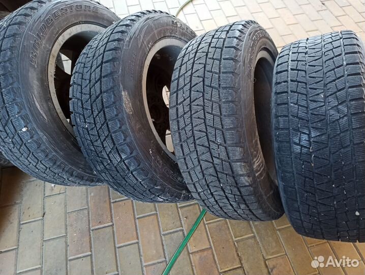 Bridgestone Blizzak DM-V1 255/55 R18