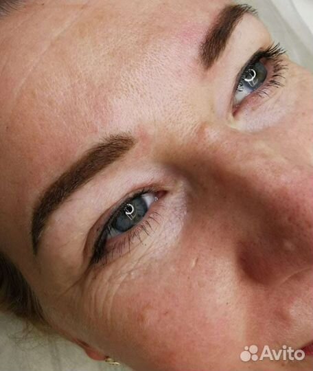 Пудровые брови