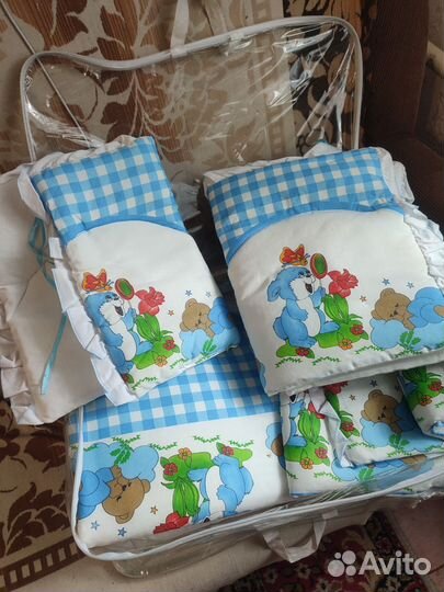 Бортики в детскую кроватку новые