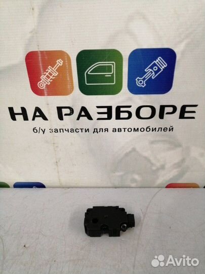 Сервопривод заслонки отопителя Audi Q7 4M cvmd