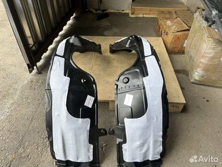 Подкрыльники с шумкой передние camry 50,55