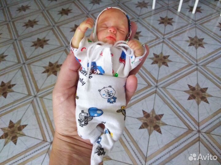 Кукла мини реборн младенец