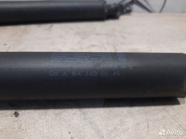 Амортизатор багажника Mercedes Gl550 X164 273.963