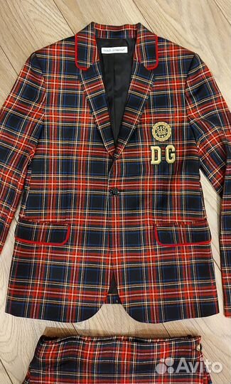 Костюм пиджак и юбка Dolce Gabbana