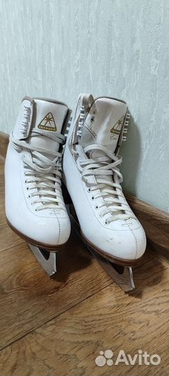 Фигурные коньки jackson excel