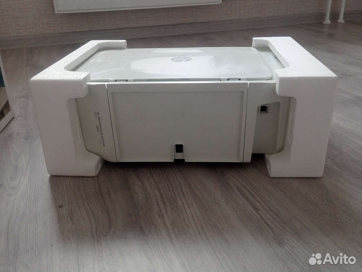 Принтер HP DeskJet 2320