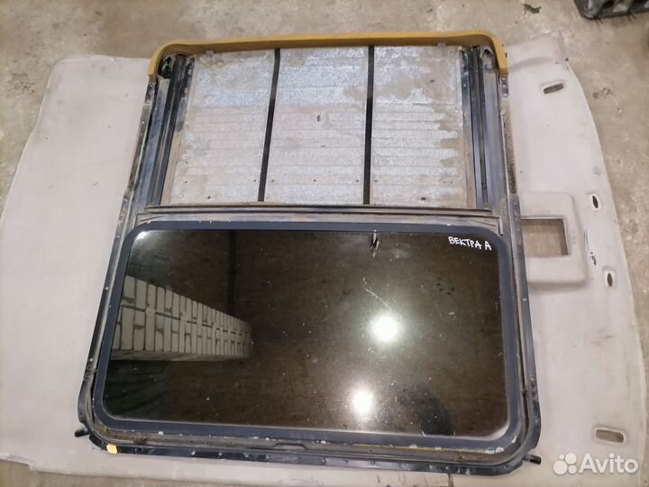 Люк в сборе механический Opel Vectra A 1988-1995