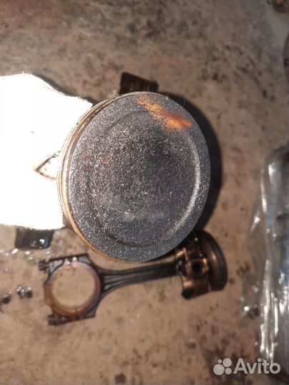 Поршень с шатуном volkswagen skoda 1.4