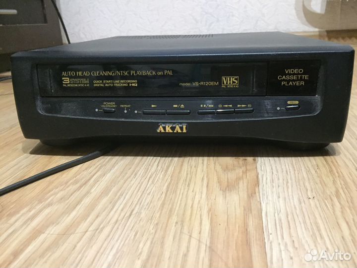 Видеоплеер akai VS-R120EM