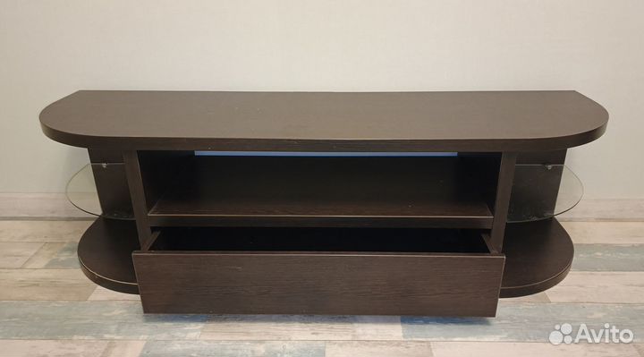 Тумба под телевизор