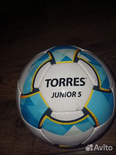 Футбольный мяч