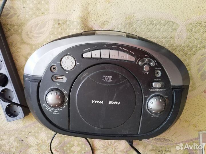 Магнитофон Hyundai H-1425