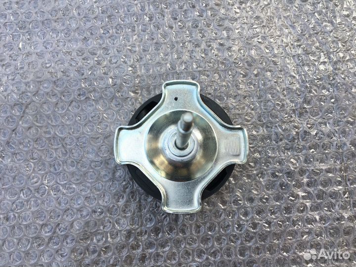 Гайка крепления запасного колеса Ford Explorer 5