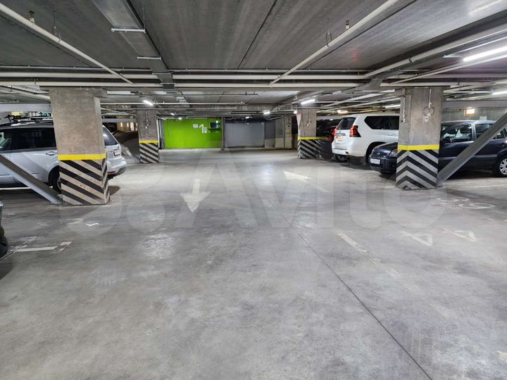 Машиноместо, 16 м²