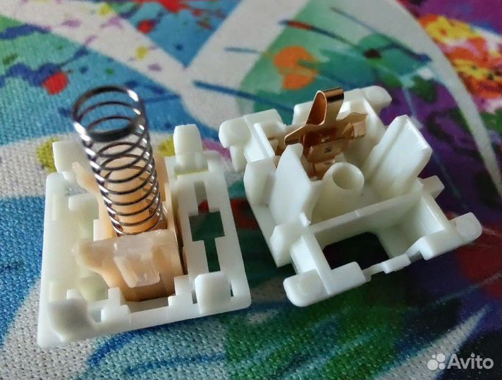 Свичи Tactile Silent Cream Yellow Outemu 5 Pin