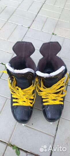 Хоккейные коньки bauer supreme total one 7