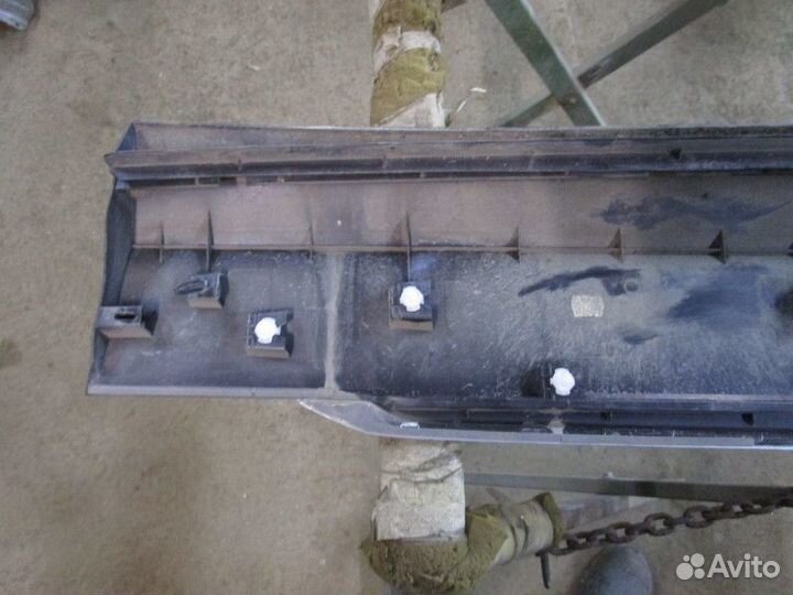 Накладка двери передней левой VW Tiguan 2017 (5NA8