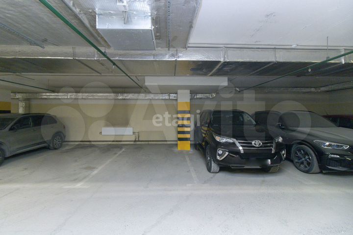 Машиноместо