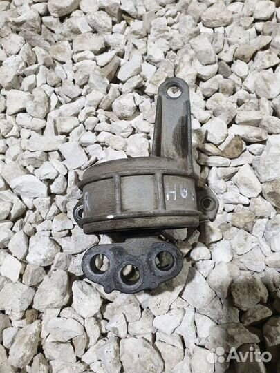 Опора Opel Astra H