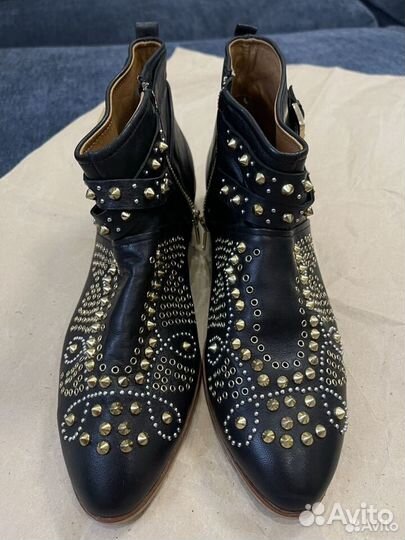 Ботинки Zara с шипами кожа 40р