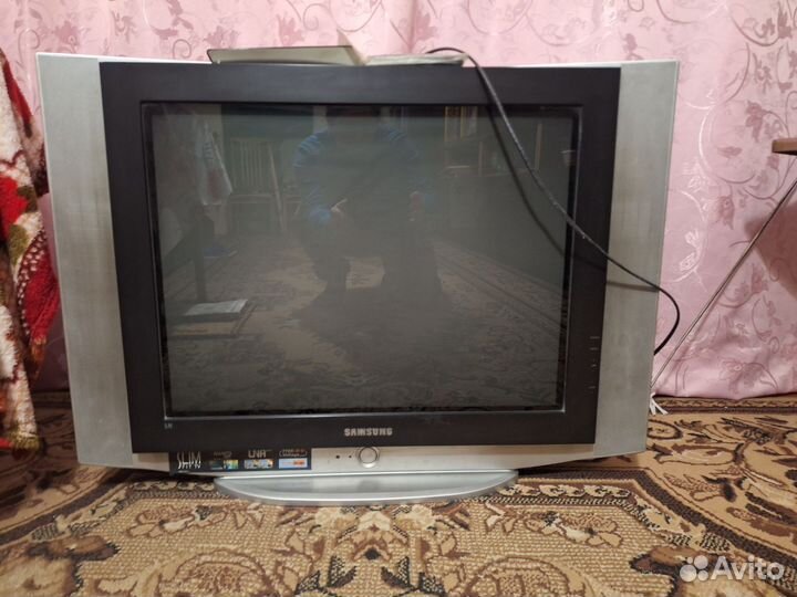 Продам телевизор Самсунг