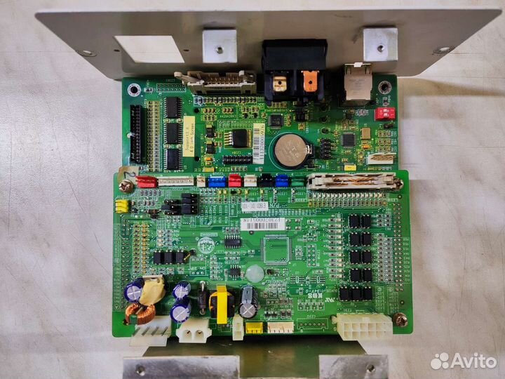 Материнская плата вышивальной машины