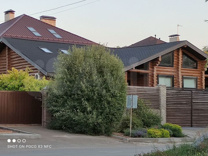 Дом 230 м² на участке 20 сот.