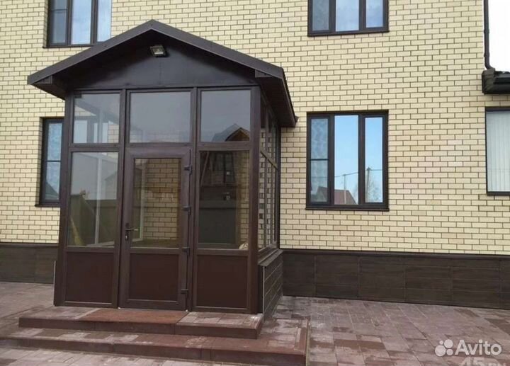 Пластиковые окна для тамбура