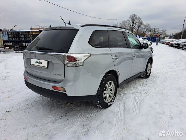 Mitsubishi Outlander 2.4 CVT, 2013, 158 000 км