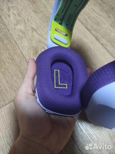 Наушники logitech g733