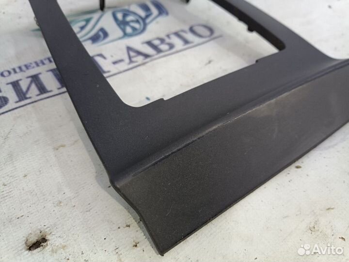 Накладка центральной консоли Ford Focus II (2005—2008)