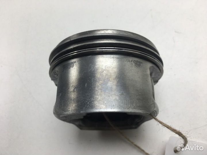 Поршень Audi A6 4B2 AGA 1998