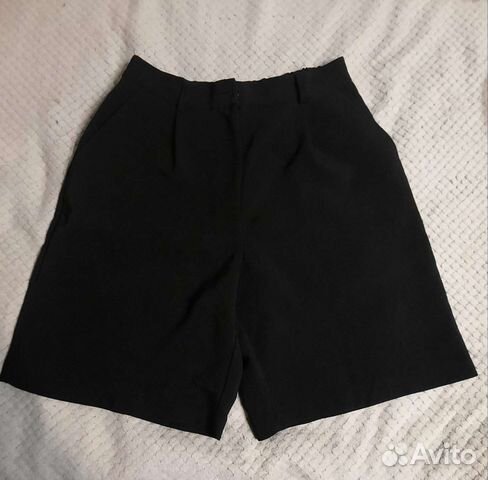 Шорты бермуды M