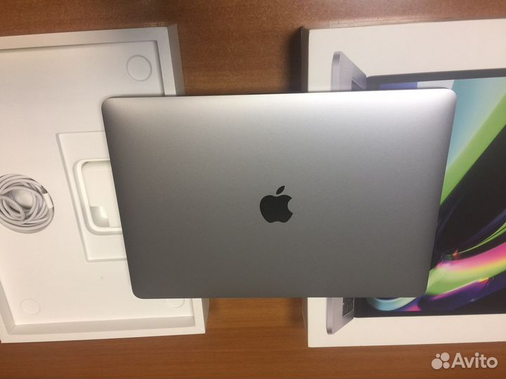 Macbook Pro 13 2020 M1