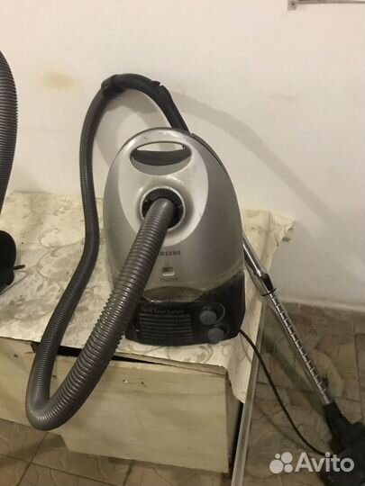 Пылесос 1000