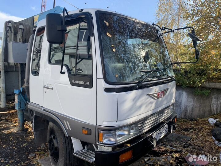 Аренда и услуги манипулятора, стрела 3 т, 10 м, борт 5 т, 6 м