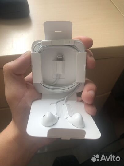 Наушники earpods,проводные
