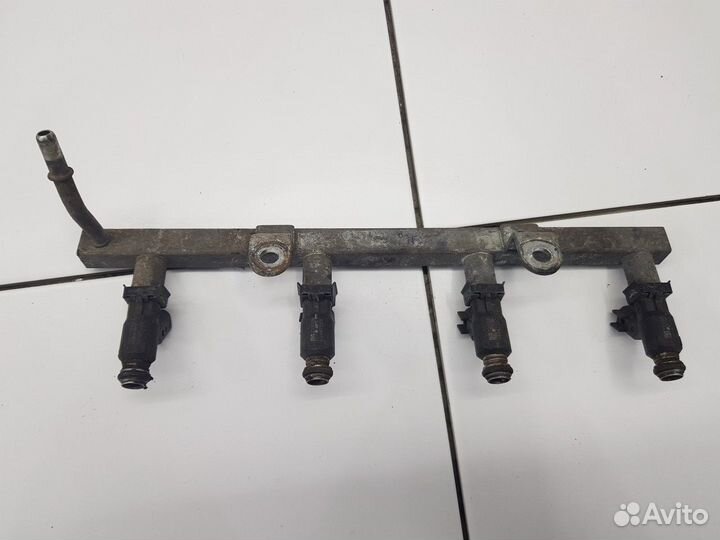 Рейка топливная (рампа) с форсунками