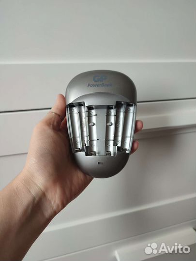 Зарядное устройство для аккумуляторных батареек