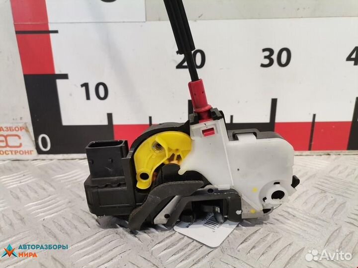 Замок двери передней левой Chevrolet Aveo 13579518