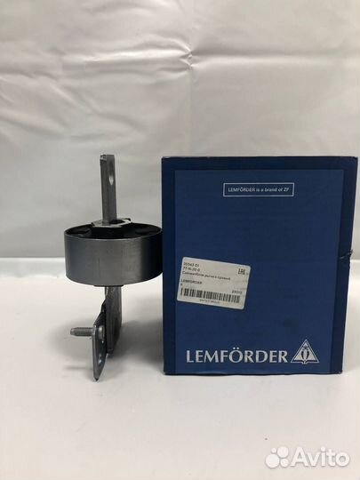 Сайлентблок рычага правый lemforder 3554301