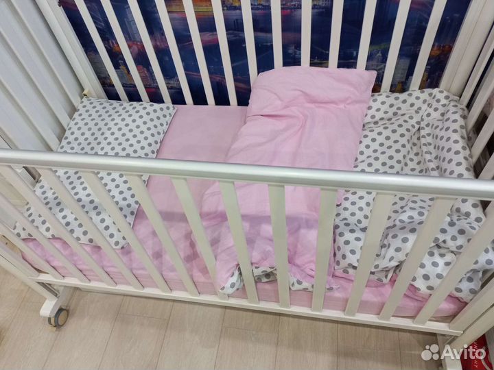 Одеяло, подушка и постельное белье