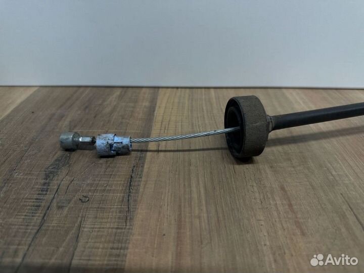 Трос ручника правый BMW X5 E70