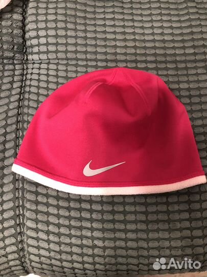 Шапка женская Nike
