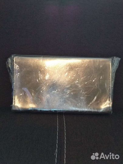 Косметичка Лореаль Керастаз золотистая