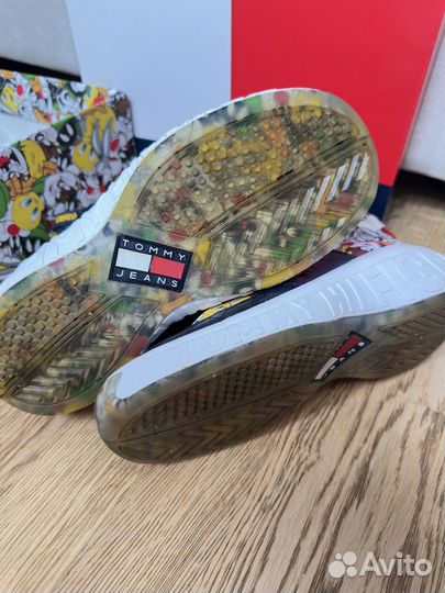 Кроссовки tommy hilfiger 39