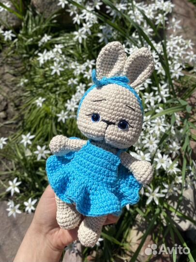 Вязаный зайка