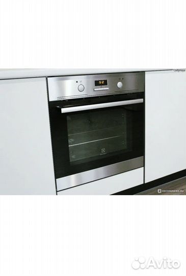 Электрический духовой шкаф Electrolux EZB52410AX